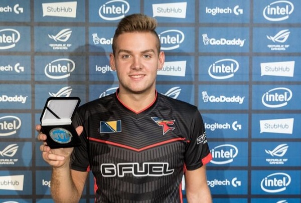 Homme：把芮尔和沙皇一起放出来是我的锅，没拿大满贯是我没做好